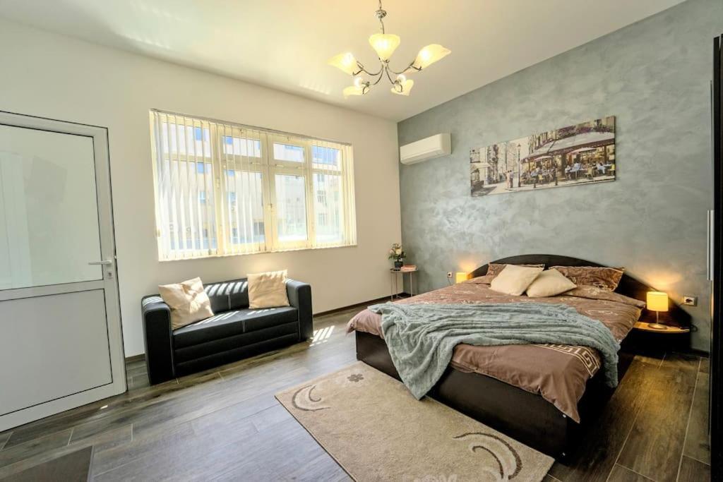 Cozy 2-Bedroom Flat In The Very Center Of Sofie Exteriér fotografie